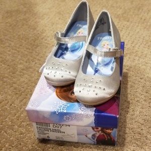 BNIB silver Frozen child's heels Size 6